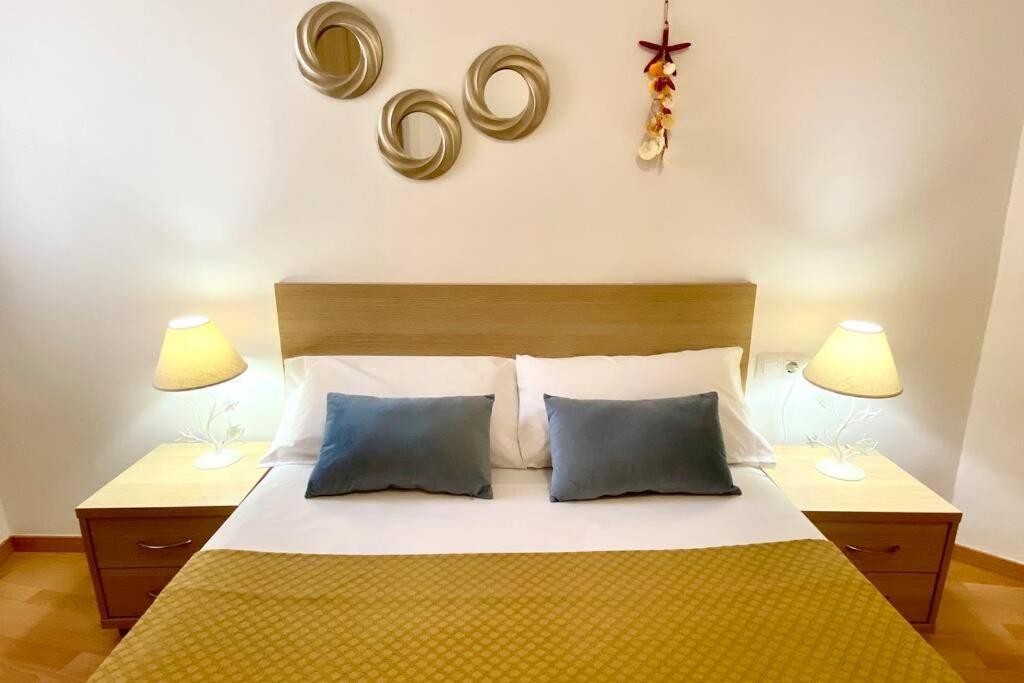 דירות Apartamento Pequeno Y Luminoso En קמברילס מראה חיצוני תמונה